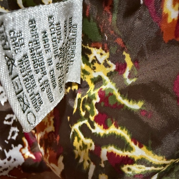 Tweeds Burgundy Quilted Puffer Vest Animal Print Lining Womens Size Medium - Picture 4 of 7